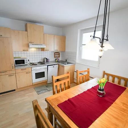 Schlafgut Kuessler - 70m Vom Express * 滨湖采尔